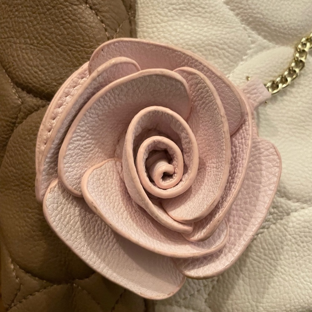 Betsey Johnson Cream and Tan Heart Quilted Bag with Pink Rose - Picture 4 of 9